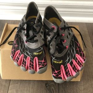 Vibram shoes